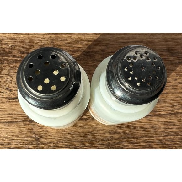 Antique Rare 1880's CF Monroe Mount Washington Salt& Pepper Shakers Screw on Lid - Picture 5 of 9